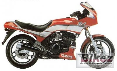 1989 Yamaha XJ 600 photo